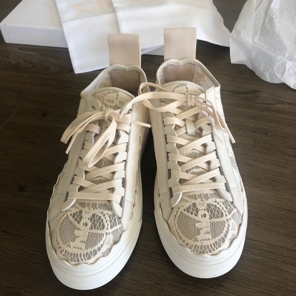 chloe lauren sneakers lace